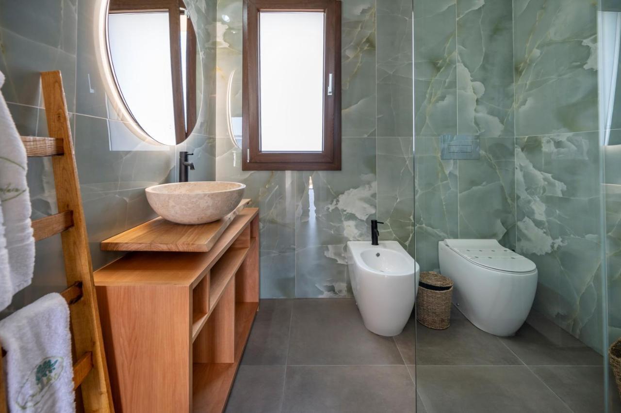 Villa Carmiano Luxury Bedrooms In Avola In The Province Of Syracuse With Spa And Swimming Pool And Wonderful Seaview المظهر الخارجي الصورة