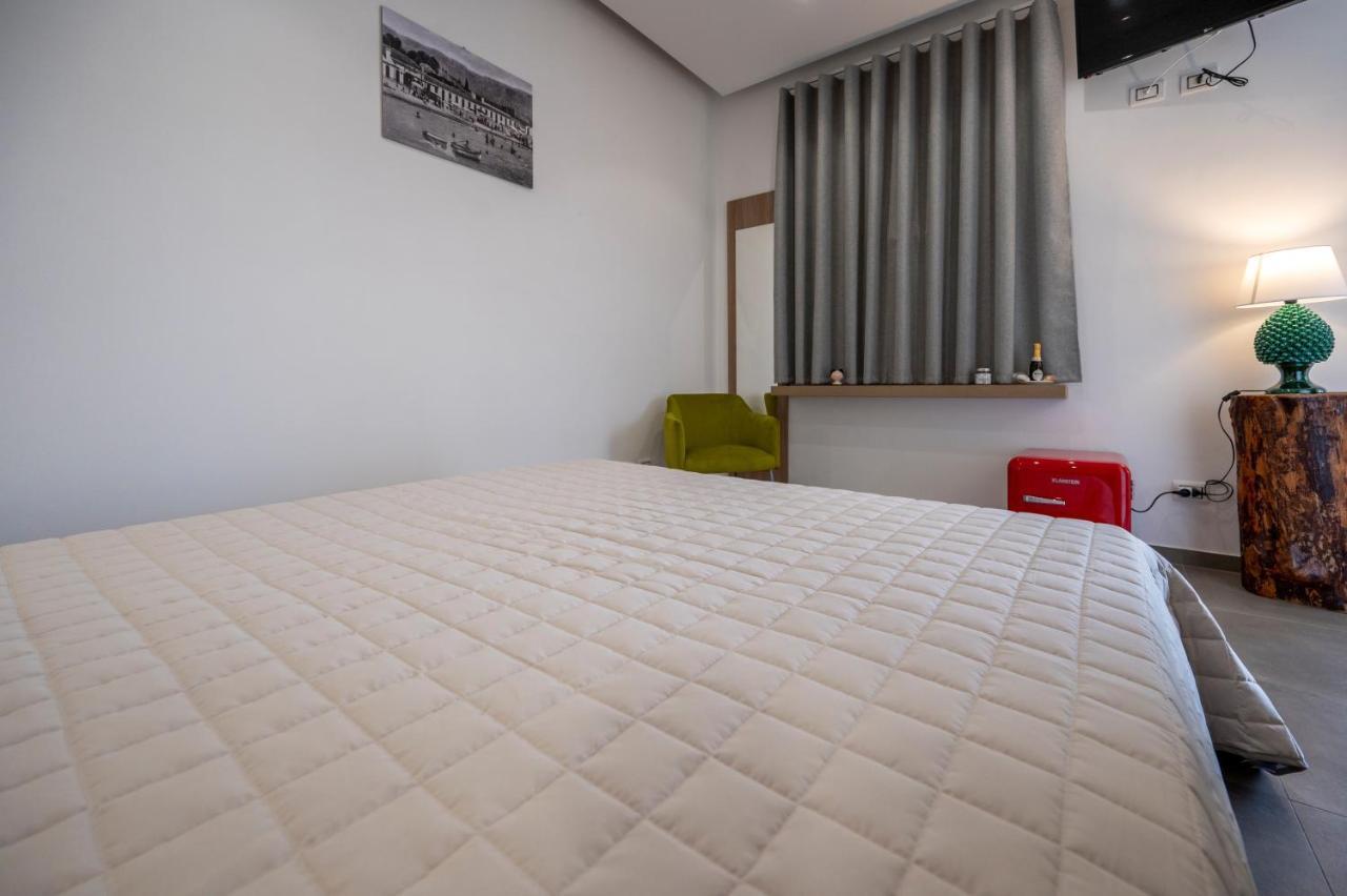 Villa Carmiano Luxury Bedrooms In Avola In The Province Of Syracuse With Spa And Swimming Pool And Wonderful Seaview المظهر الخارجي الصورة