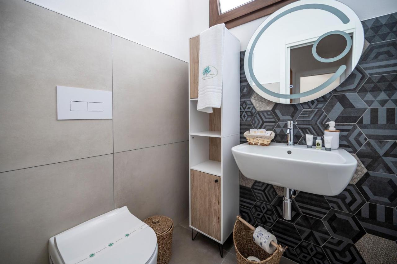 Villa Carmiano Luxury Bedrooms In Avola In The Province Of Syracuse With Spa And Swimming Pool And Wonderful Seaview المظهر الخارجي الصورة