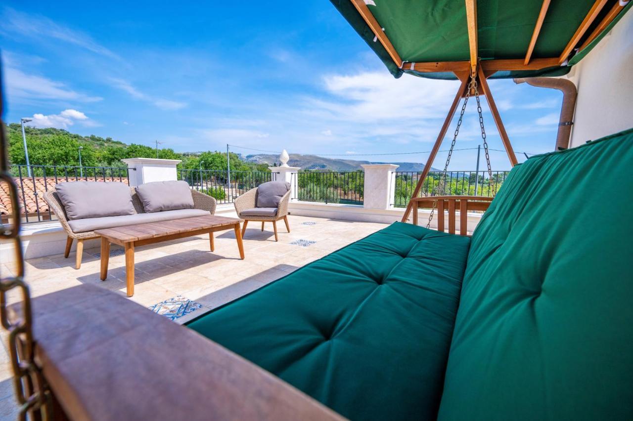 Villa Carmiano Luxury Bedrooms In Avola In The Province Of Syracuse With Spa And Swimming Pool And Wonderful Seaview المظهر الخارجي الصورة