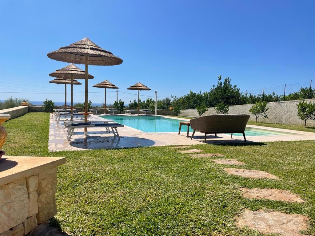 Villa Carmiano Luxury Bedrooms In Avola In The Province Of Syracuse With Spa And Swimming Pool And Wonderful Seaview المظهر الخارجي الصورة